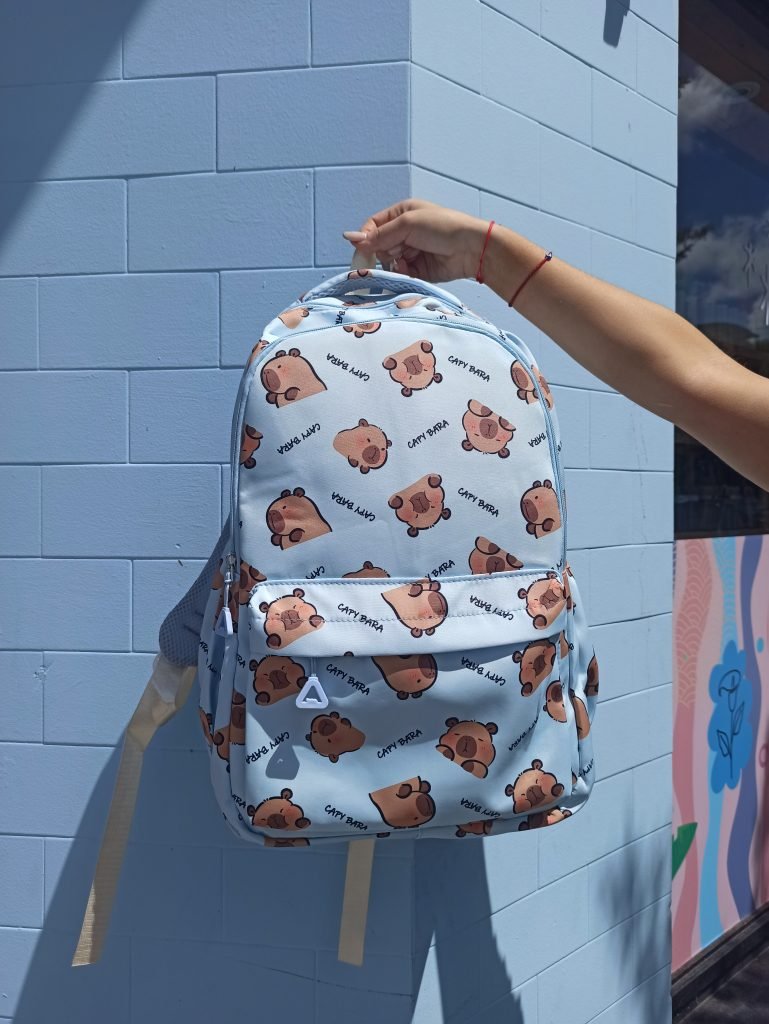 Capybara mochila doble cierra