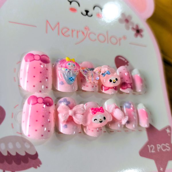 Uñas Acrilico Kitty y personajes
