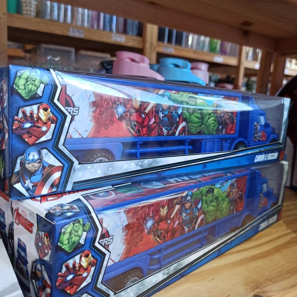 Camion A Friccion Avengers