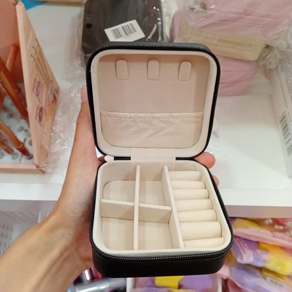 Caja Alajera